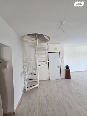 גג/ פנטהאוז, צה"ל, גני צהלה, רמות צהלה, תל אביב יפו