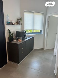 קליניקות, מודיעין מכבים רעות