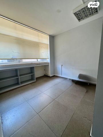 משרדים, הבונים, בורסה, רמת גן