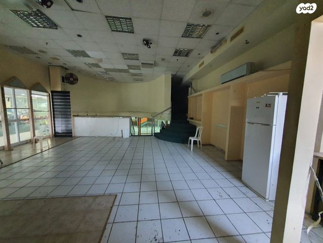 חנויות/ שטח מסחרי, החרושת, אזור תעשיה כרמיאל, כרמיאל