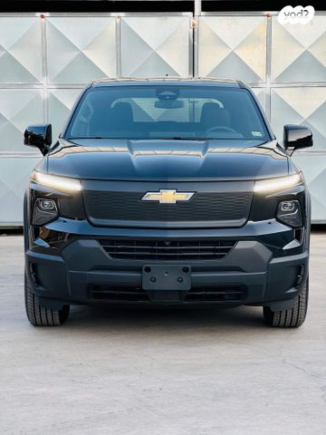 מודעת רכב שברולט סילברדו EV