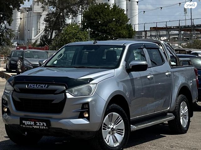 מודעת רכב איסוזו די-מקס