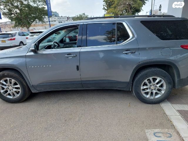 שברולט טראוורס