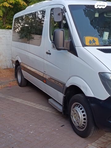 מיניבוסים ורכבי הסעות