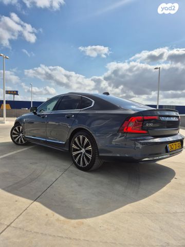 וולוו S90