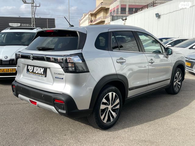 סוזוקי S-Cross