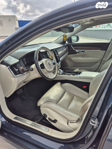 וולוו S90