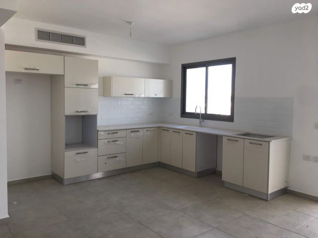 דירה, אהבת אדם 84, שרונה, כפר יונה