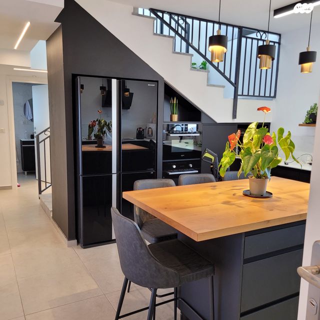 לאה גולדברג 6