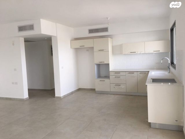 דירה, אהבת אדם 84, שרונה, כפר יונה