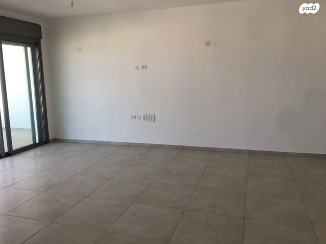 דירה, אהבת אדם 84, שרונה, כפר יונה