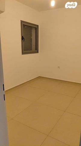 אתרוג 7