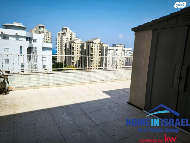 דופלקס, יעקב דורי, גלי הים, נתניה