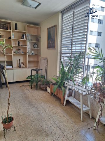 דירה, בורוכוב, גבעתיים