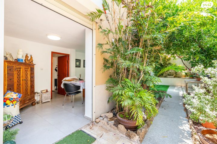 דו משפחתי, יצחק רבין 29, ניסן, חדרה