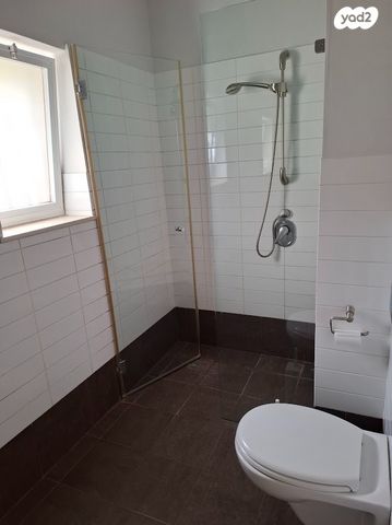 בית פרטי/ קוטג', האלה, הר אדר