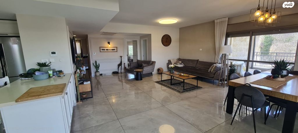 גג/ פנטהאוז, קרית הלאום, ירושלים