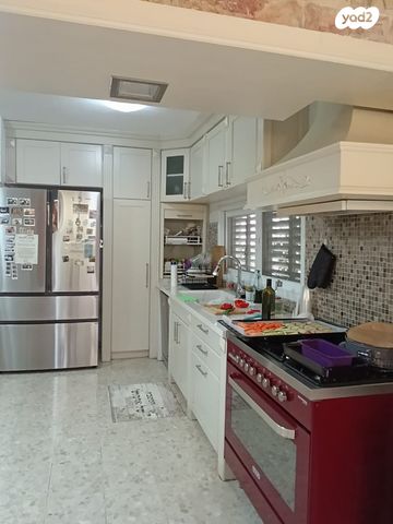 בית פרטי/ קוטג', בית אריה / עופרים