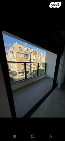 דירה, ארלוזורוב 69, עצמאות יוספטל, בת ים