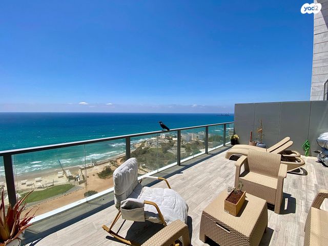 דירה, שדרות רחבעם זאבי 15, גבעת אולגה, חדרה