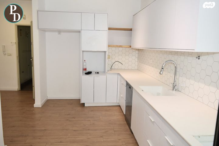 דירת גן, כפר יונה