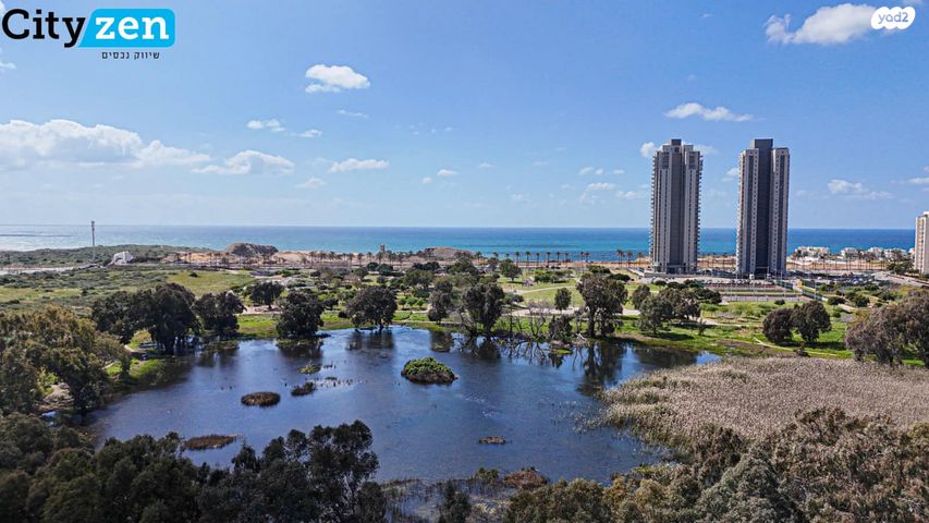 בית פרטי/ קוטג', נחל בניאס, אגמים, נתניה