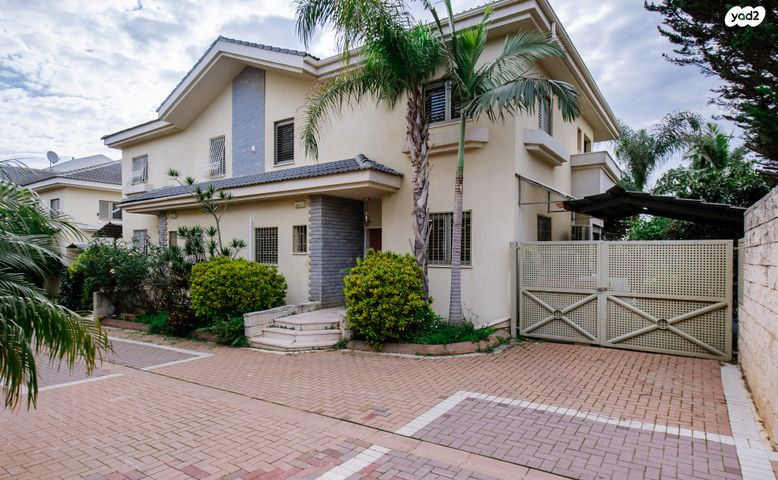 בית פרטי/ קוטג', מתחם 19 - 20 (מתחם הפרחים), הוד השרון