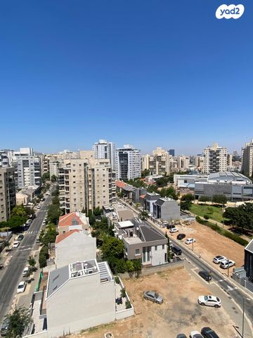 דירה, אהוד מנור 12, קרית אילון, חולון