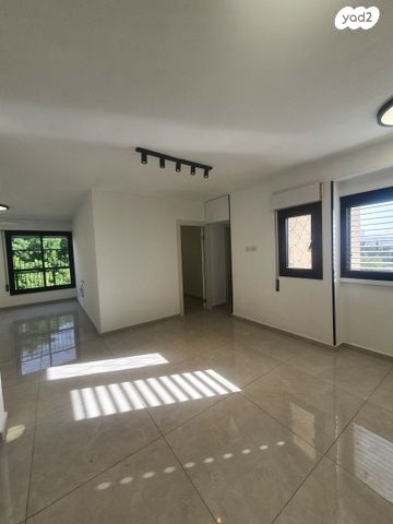 דירה, אנה פרנק, דרום מזרח, בת ים