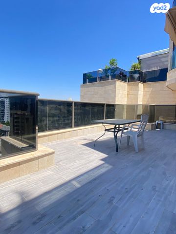 דירה, אהוד מנור 12, קרית אילון, חולון