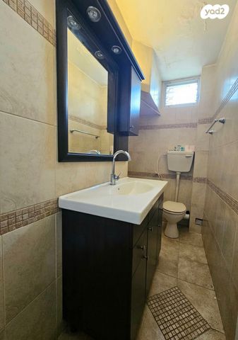 דירת גן, א. טווינה, נווה יהונתן, רמלה