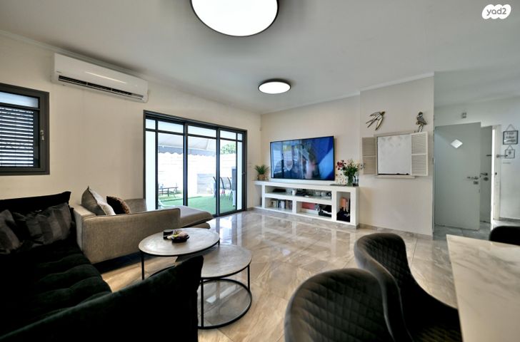 בית פרטי/ קוטג', בית דגן, בית דגן