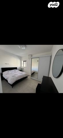 דירה, ארלוזורוב 69, עצמאות יוספטל, בת ים