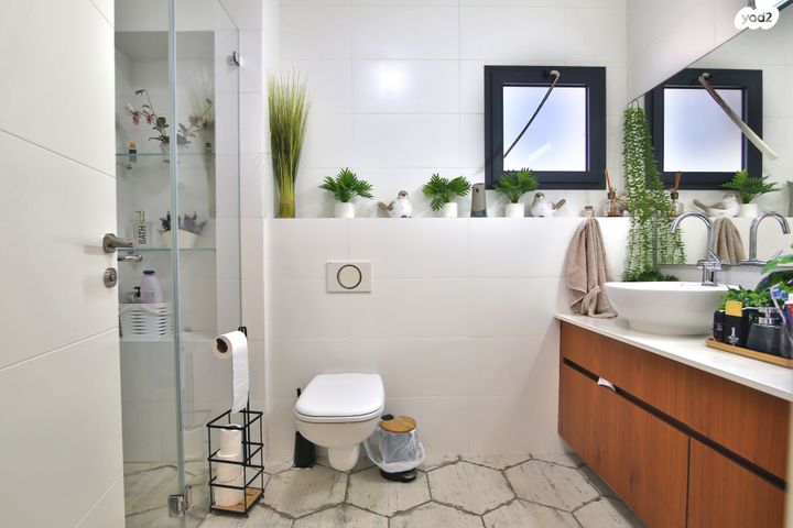 גג/ פנטהאוז, הערמונים 8, קרית אתא