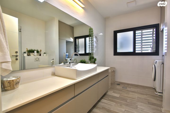 גג/ פנטהאוז, הערמונים 8, קרית אתא