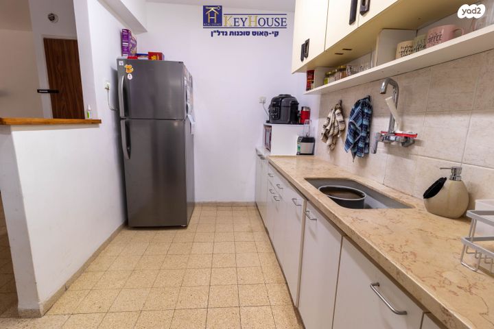 דירה, זלמן שניאור, רמות רמז, חיפה