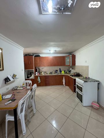 דירה, אשר גולאק, נווה יעקב, ירושלים