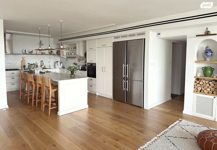 גג/ פנטהאוז, הסייפן, נווה רסקו, רמת השרון