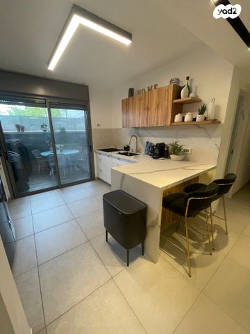 דירת גן, גדרה