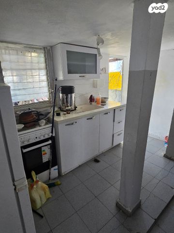 גג/ פנטהאוז, הכנסת 6, רמת אליהו, ראשון לציון