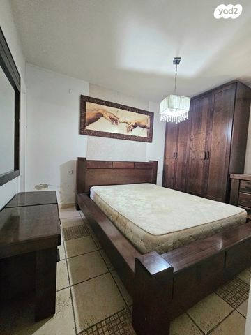 דירת גן, א. טווינה, נווה יהונתן, רמלה