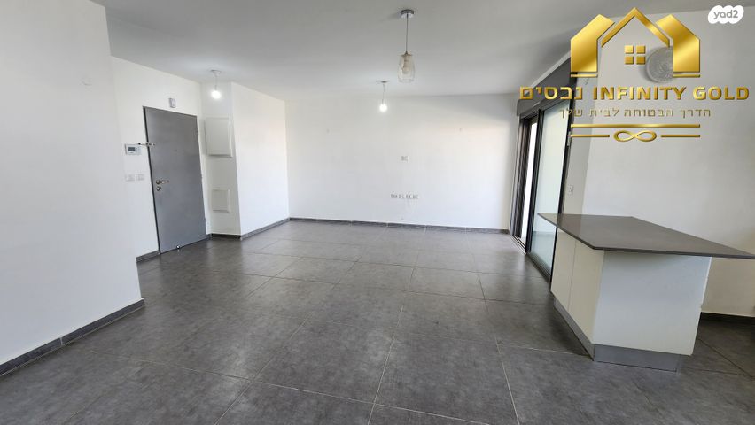 דירה, אלה, החורש, חריש