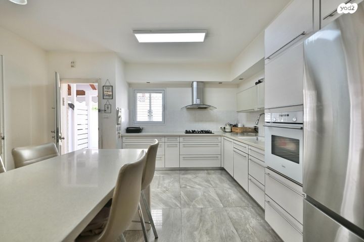 בית פרטי/ קוטג', בית דגן, בית דגן