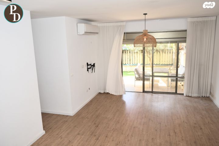 דירת גן, כפר יונה