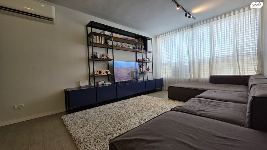 גג/ פנטהאוז, הפרדס, הדר, רמת השרון