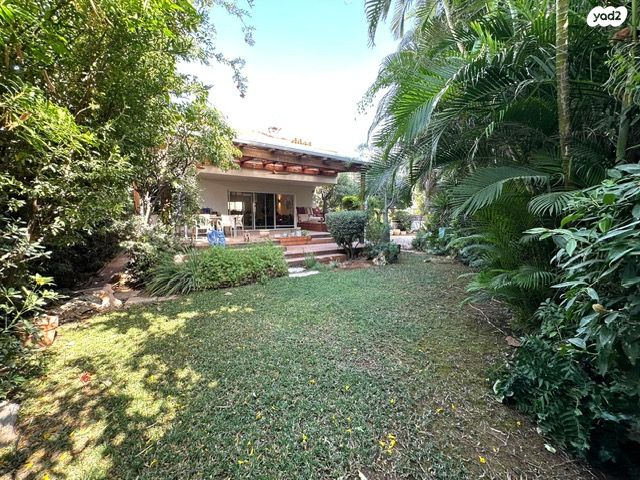 קדושי השואה 