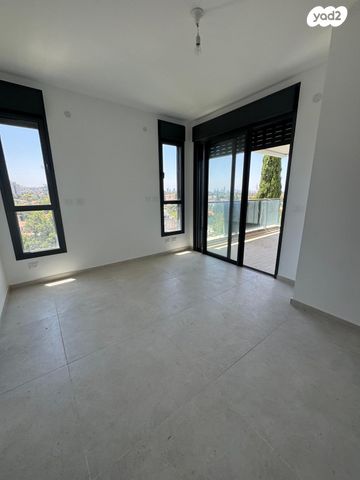 דירה, בר כוכבא, נווה ישראל, הרצליה