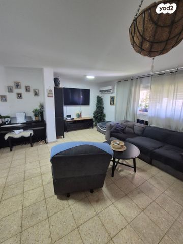 דירה, הצבי 55, שכונה ה', באר שבע