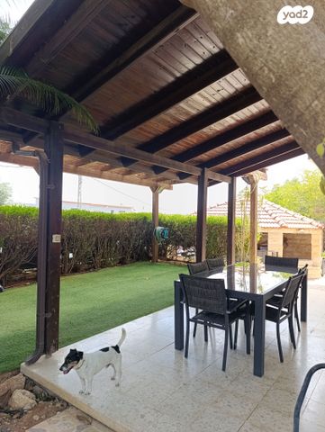 בית פרטי/ קוטג', בית אריה / עופרים