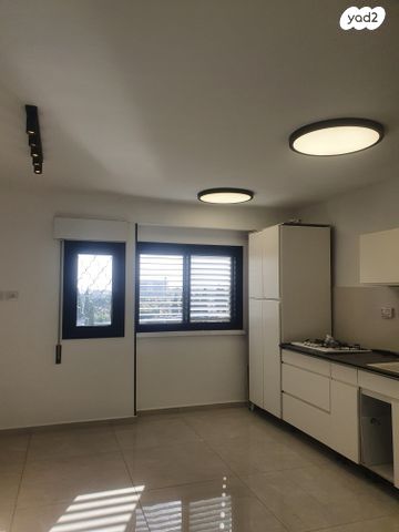 דירה, אנה פרנק, דרום מזרח, בת ים